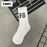 4 pairs Essentials Socks Men Sports Breathable Socks Long Tube Cotton Socks Skateboard Casual Men and Women Couples Fashion Sock