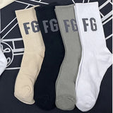4 pairs Essentials Socks Men Sports Breathable Socks Long Tube Cotton Socks Skateboard Casual Men and Women Couples Fashion Sock