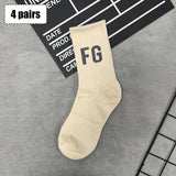 4 pairs Essentials Socks Men Sports Breathable Socks Long Tube Cotton Socks Skateboard Casual Men and Women Couples Fashion Sock