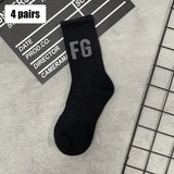 4 pairs Essentials Socks Men Sports Breathable Socks Long Tube Cotton Socks Skateboard Casual Men and Women Couples Fashion Sock