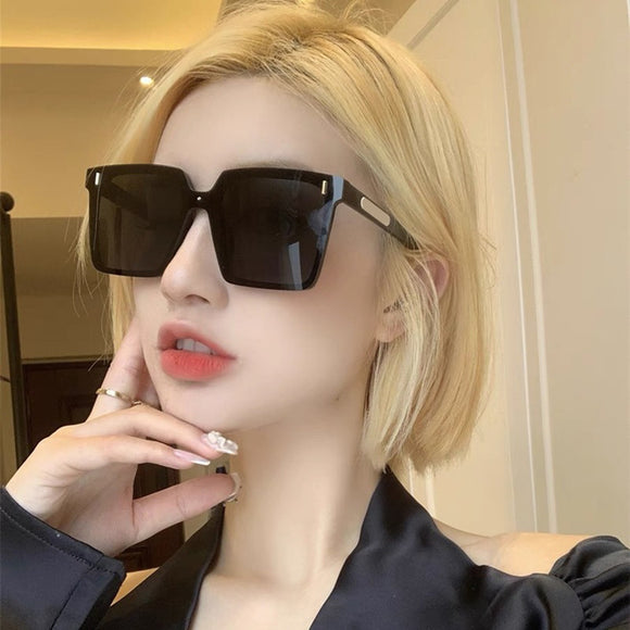 New Metal Vertical Nail One-piece Piece Big Frame Square Sunglasses Fashion Net Red Trend UV Protection Sunglasses